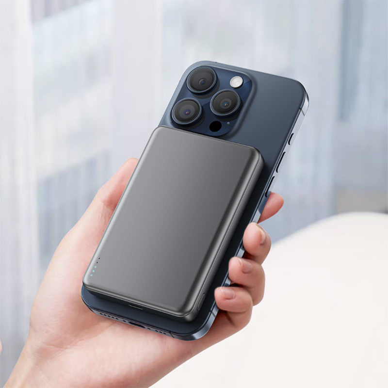 Acefast M12 power bank Qatar slim portable design