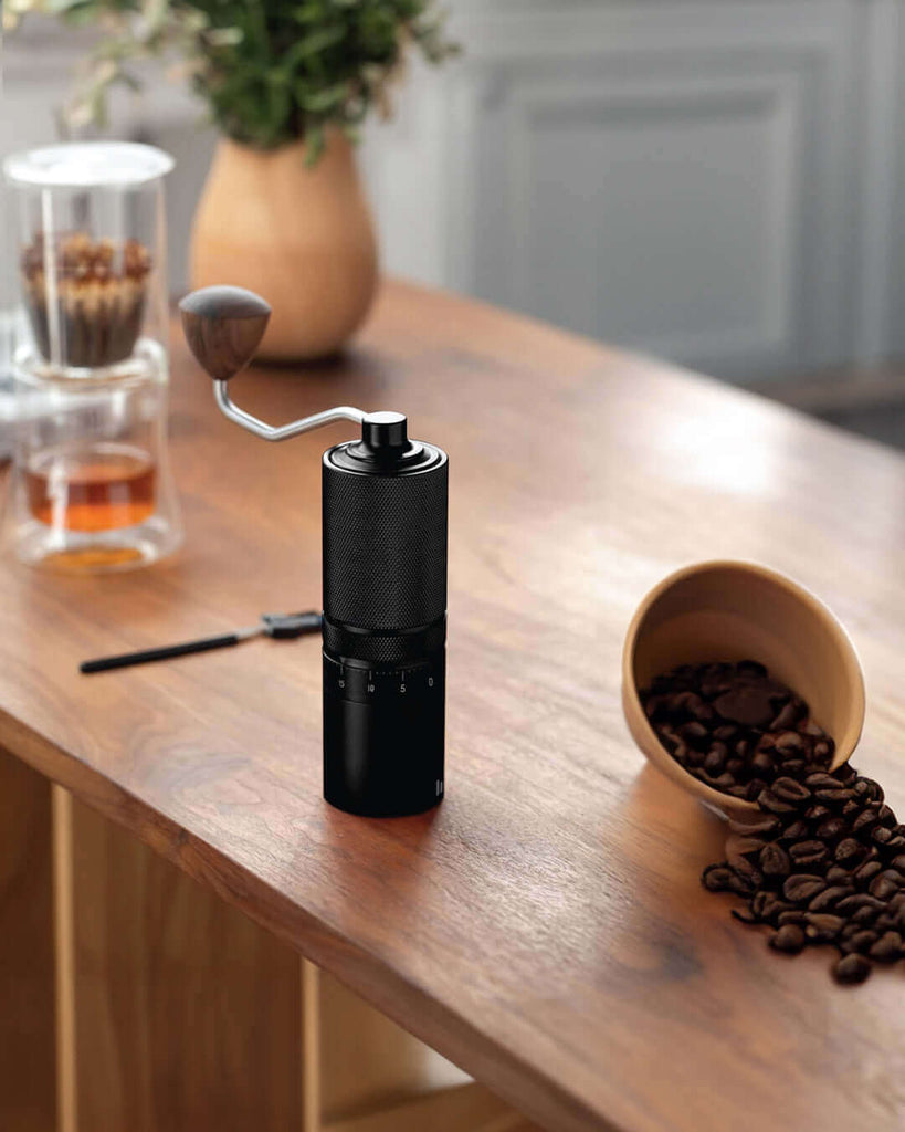 MACNOA MacGrind Craft coffee grinder Qatar showing adjustable grind settings